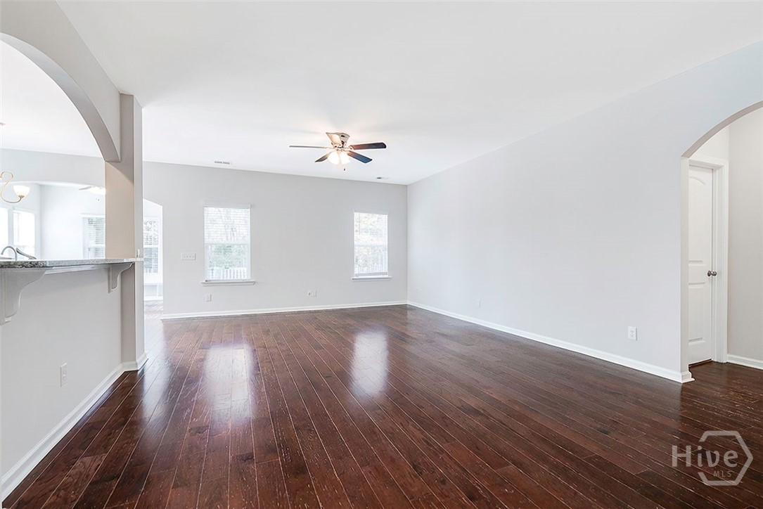 11 Marshland Point Pooler, GA 31322 - Photo 6 of 40 Great Room