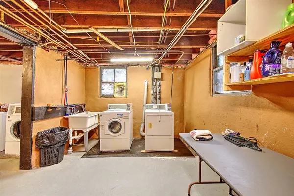 $395,000 | 370 Thayer Street, Unit 6, Providence, RI 02906