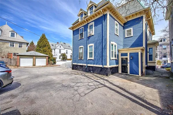 $395,000 | 370 Thayer Street, Unit 6, Providence, RI 02906