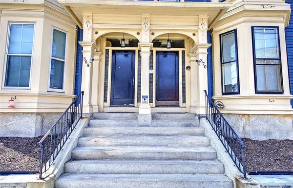 $395,000 | 370 Thayer Street, Unit 6, Providence, RI 02906