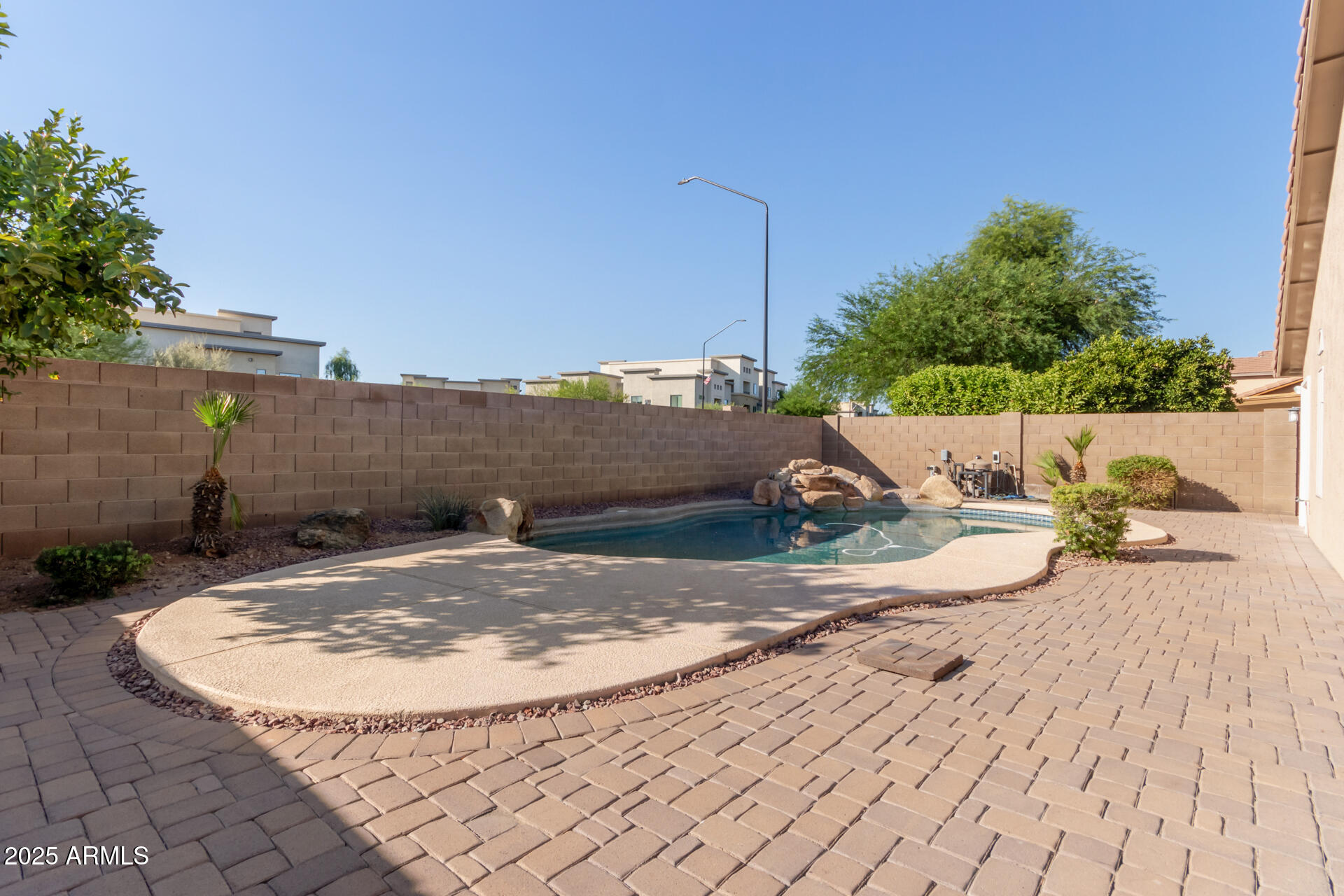 208 East Devon Drive Gilbert, AZ 85296 - Photo 32 of 37 a view of a backyard