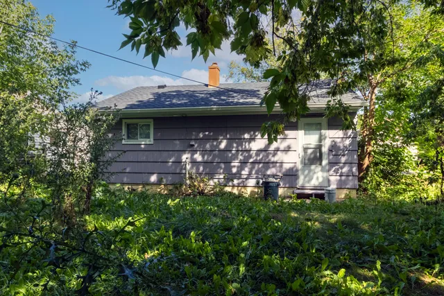 $99,900 | 5713 North 61st Street, Milwaukee, WI 53218