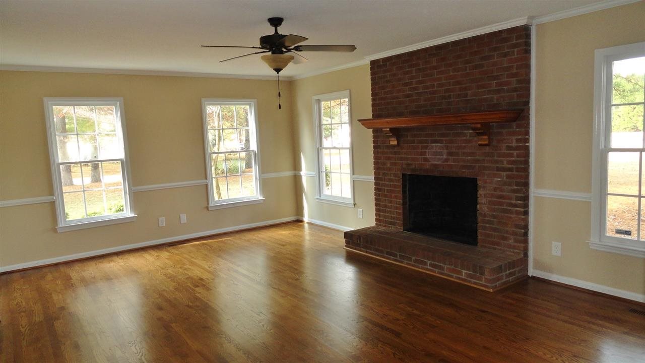 107 Sandy Ridge Road Dunn, NC 28334 - Photo 4 of 25 Gallery Image 4