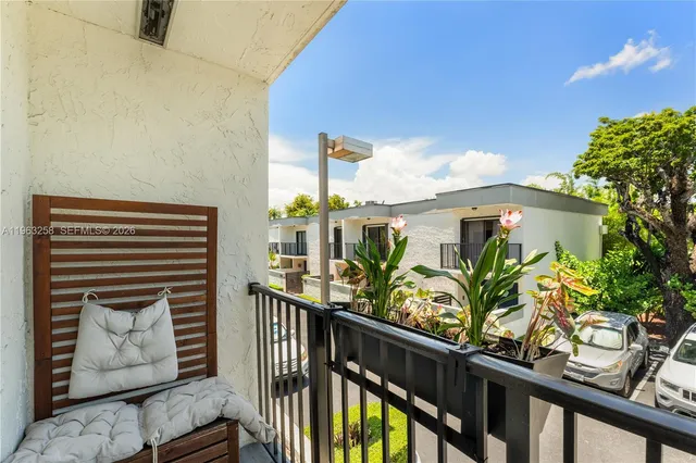 $760,000 | 3214 West Trade Avenue, Unit III5, Miami, FL 33133