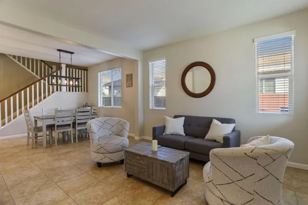 $699,000 | 1047 Lindo Court, Manteca, CA 95337