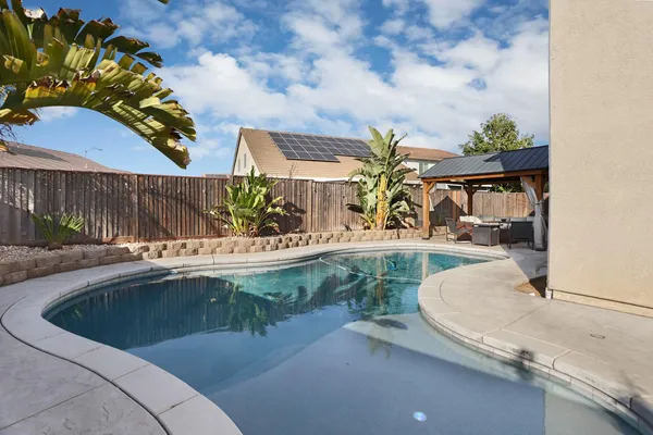 $699,000 | 1047 Lindo Court, Manteca, CA 95337