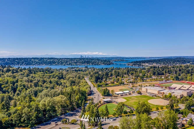 12833 Southeast 45th Place Bellevue, WA 98006 - Photo 39 of 40 an aerial view of a city