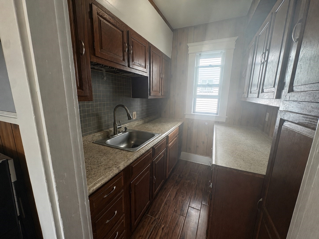 234 West 6th Street, Unit 1 Lowell, MA 01850 - Photo 16 of 25