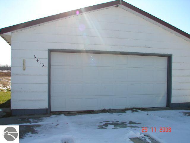 6413 East Dyer Road Turner, MI 48765 - Photo 1 of 2 1750715-1.JPG