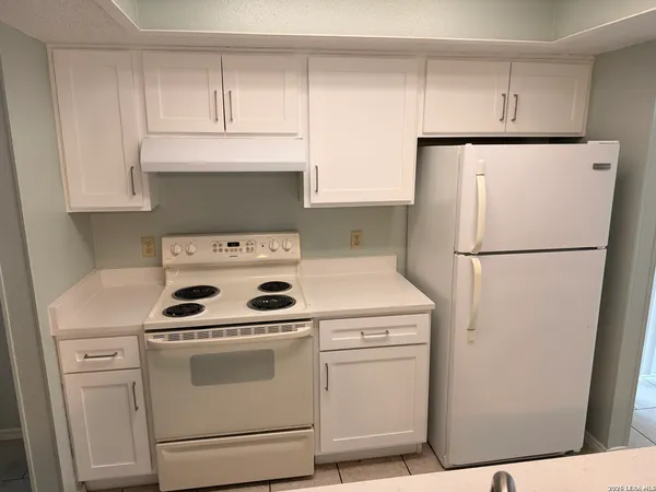 $1,475 | 13616 Dutch Myrtle, Unit 13616, San Antonio, TX 78232
