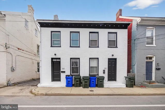 a view of a white building