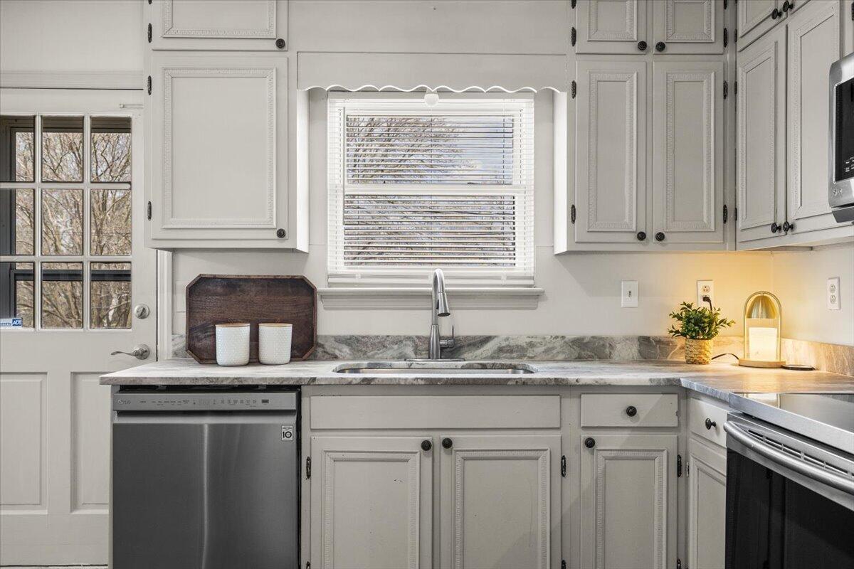 9121 Potomac Drive Chattanooga, TN 37421 - Photo 16 of 60 19-IMG_0293