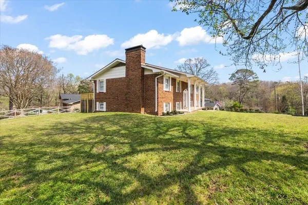 $2,650 | 9121 Potomac Drive, Chattanooga, TN 37421