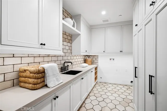 $11,495,000 | 31 Black Hawk, Irvine, CA 92603