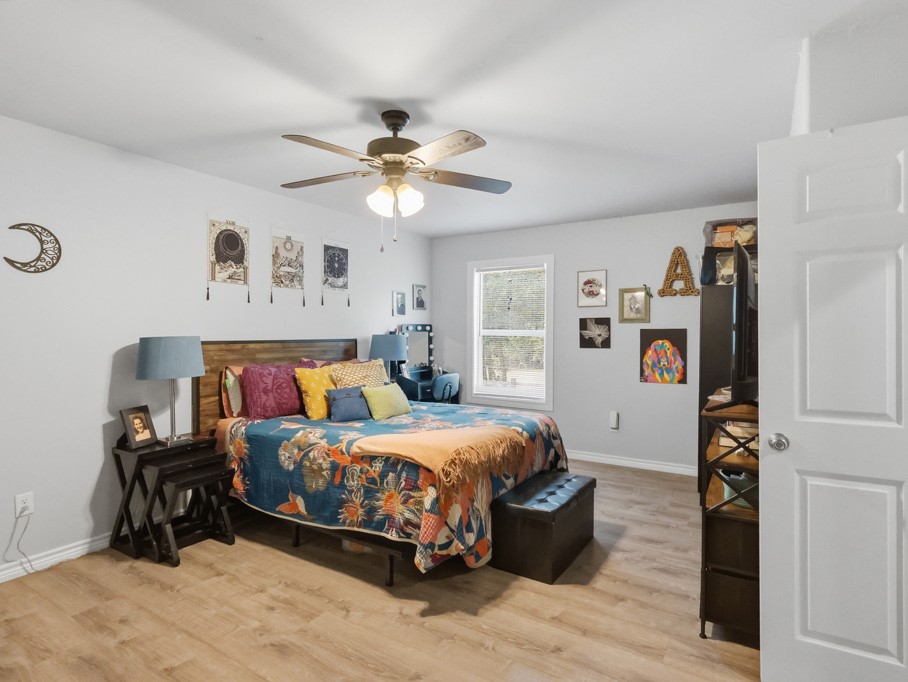 2111 Lone Star Road Rockport, TX 78382 - Photo 17 of 28