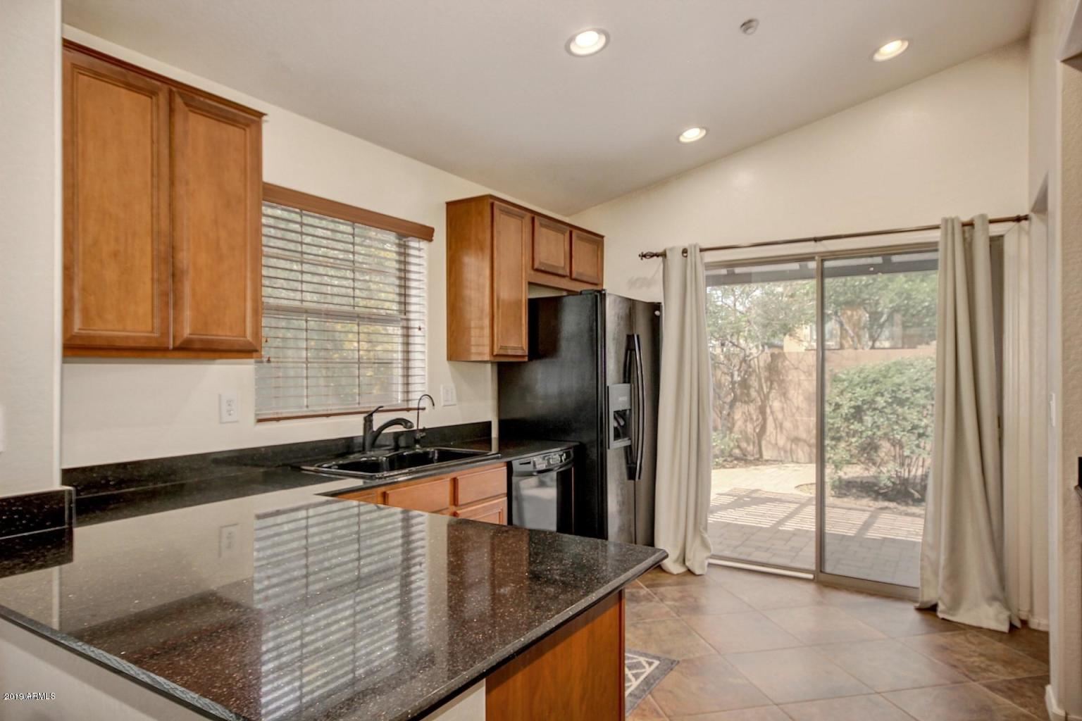 1668 South Martingale Road Gilbert, AZ 85295 - Photo 2 of 8 kitchen