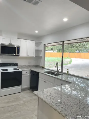 $1,600 | 6119 Forest Court, San Antonio, TX 78240