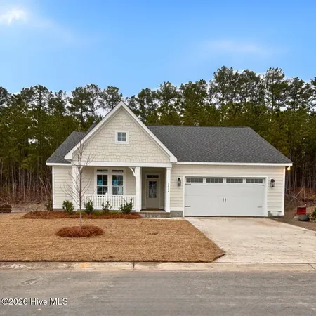 $445,400 | 2014 Brighton Drive, New Bern, NC 28562