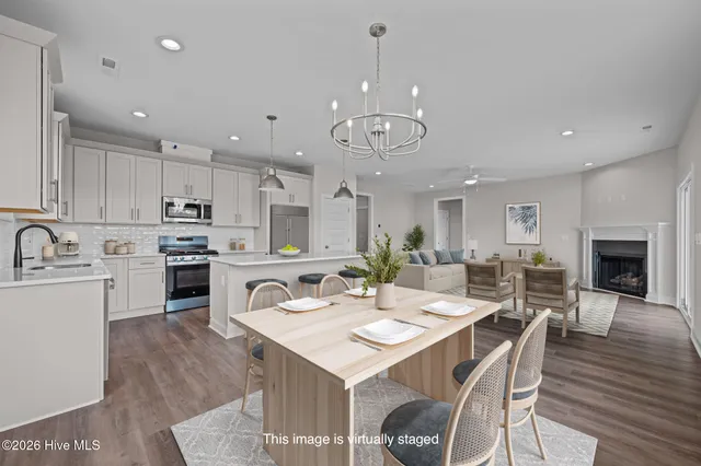 $445,400 | 2014 Brighton Drive, New Bern, NC 28562