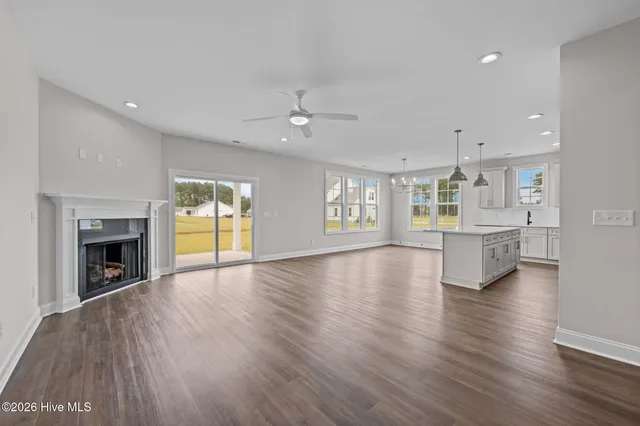 $445,400 | 2014 Brighton Drive, New Bern, NC 28562