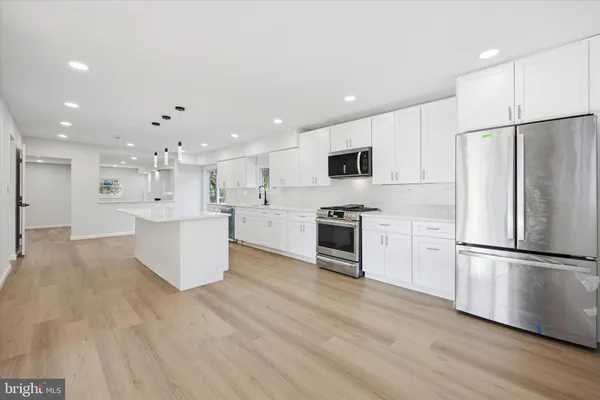 $645,000 | 5 South Syracuse Drive, Cherry Hill, NJ 08034