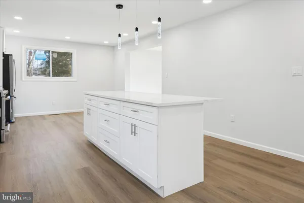 $645,000 | 5 South Syracuse Drive, Cherry Hill, NJ 08034