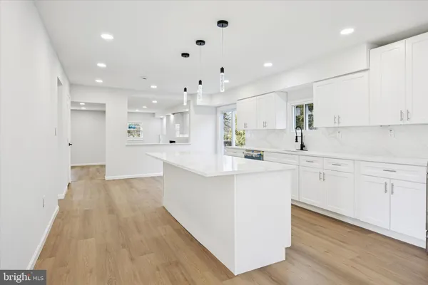 $645,000 | 5 South Syracuse Drive, Cherry Hill, NJ 08034