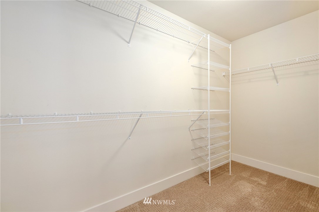 18716 45th Avenue Southeast Bothell, WA 98012 - Photo 15 of 37
