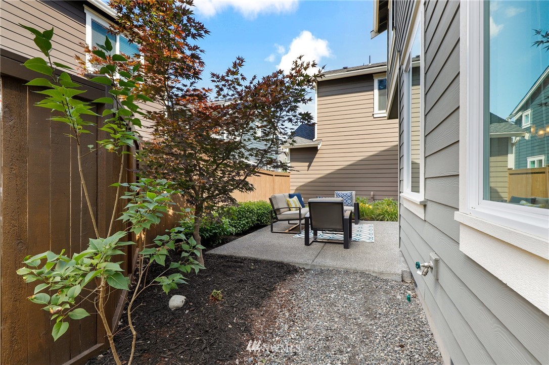 18716 45th Avenue Southeast Bothell, WA 98012 - Photo 29 of 37