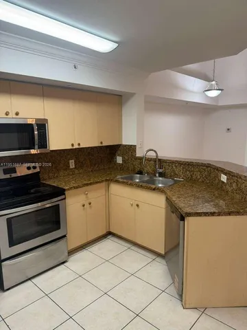 $2,100 | 4211 San Marino Boulevard, Unit 301, West Palm Beach, FL 33409