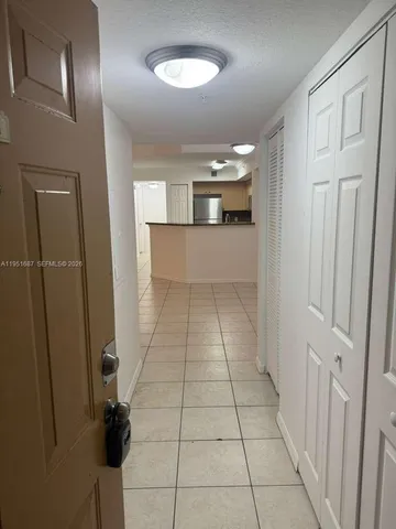 $2,100 | 4211 San Marino Boulevard, Unit 301, West Palm Beach, FL 33409