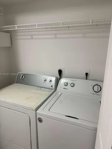 $2,100 | 4211 San Marino Boulevard, Unit 301, West Palm Beach, FL 33409