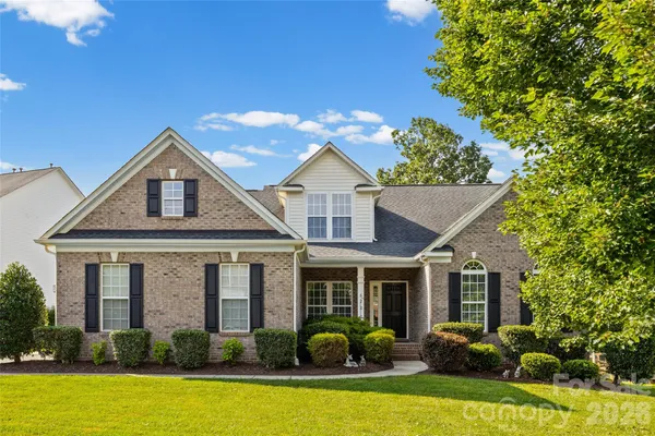 $530,000 | 622 Panthers Way, Fort Mill, SC 29708