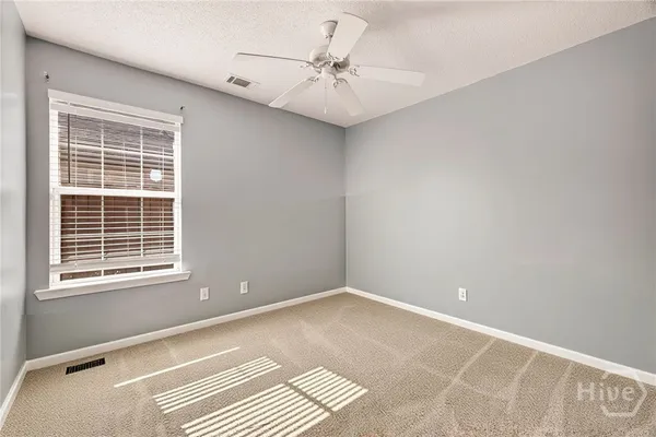 $2,250 | 126 Hopeland Drive, Savannah, GA 31419
