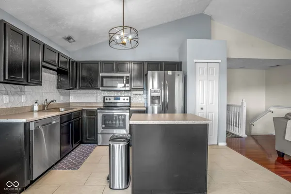 $215,000 | 13266 Komatite Way, Unit 700, Fishers, IN 46038