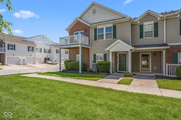 $215,000 | 13266 Komatite Way, Unit 700, Fishers, IN 46038