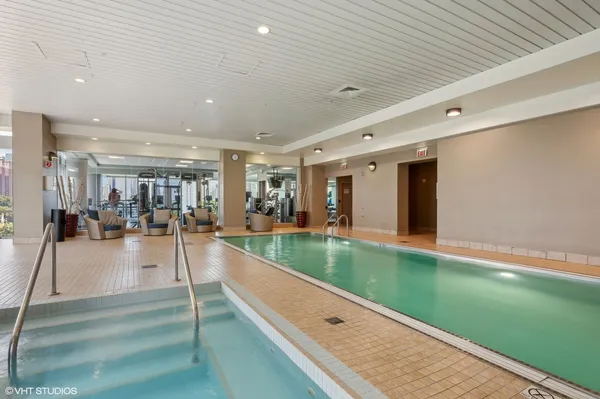 $1,090,000 | 1201 South Prairie Avenue, Unit 3303, Chicago, IL 60605