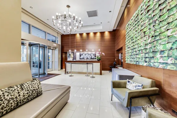 $1,090,000 | 1201 South Prairie Avenue, Unit 3303, Chicago, IL 60605