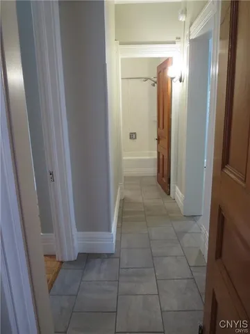 $1,750 | 1725 James Street, Unit 1, Syracuse, NY 13206