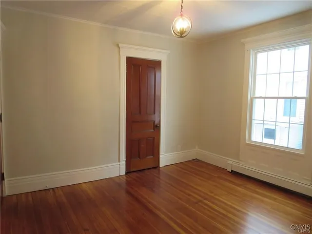 $1,750 | 1725 James Street, Unit 1, Syracuse, NY 13206