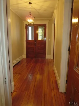 $1,750 | 1725 James Street, Unit 1, Syracuse, NY 13206