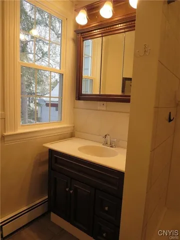 $1,750 | 1725 James Street, Unit 1, Syracuse, NY 13206