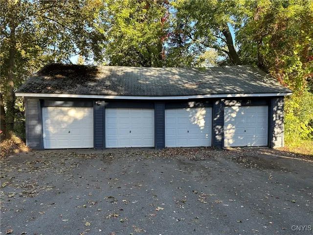 $1,750 | 1725 James Street, Unit 1, Syracuse, NY 13206