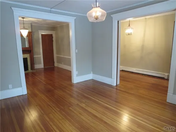 $1,750 | 1725 James Street, Unit 1, Syracuse, NY 13206