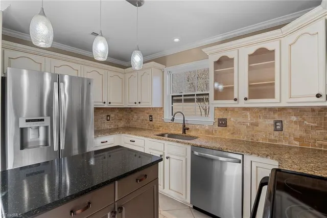 $312,900 | 1534 Finwick Drive, Pfafftown, NC 27040