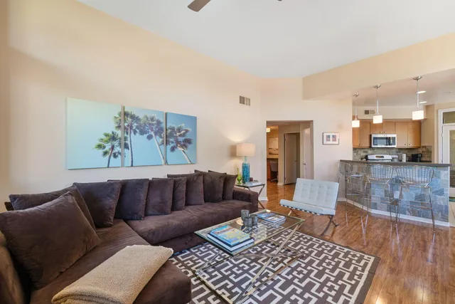 $519,000 | 870 East Palm Canyon Drive, Unit 202, Palm Springs, CA 92264