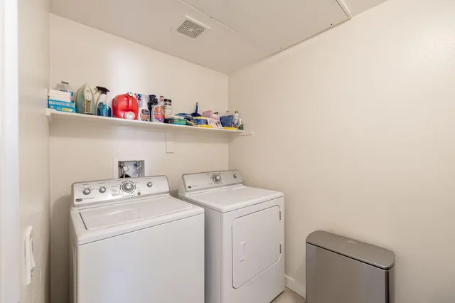 $519,000 | 870 East Palm Canyon Drive, Unit 202, Palm Springs, CA 92264