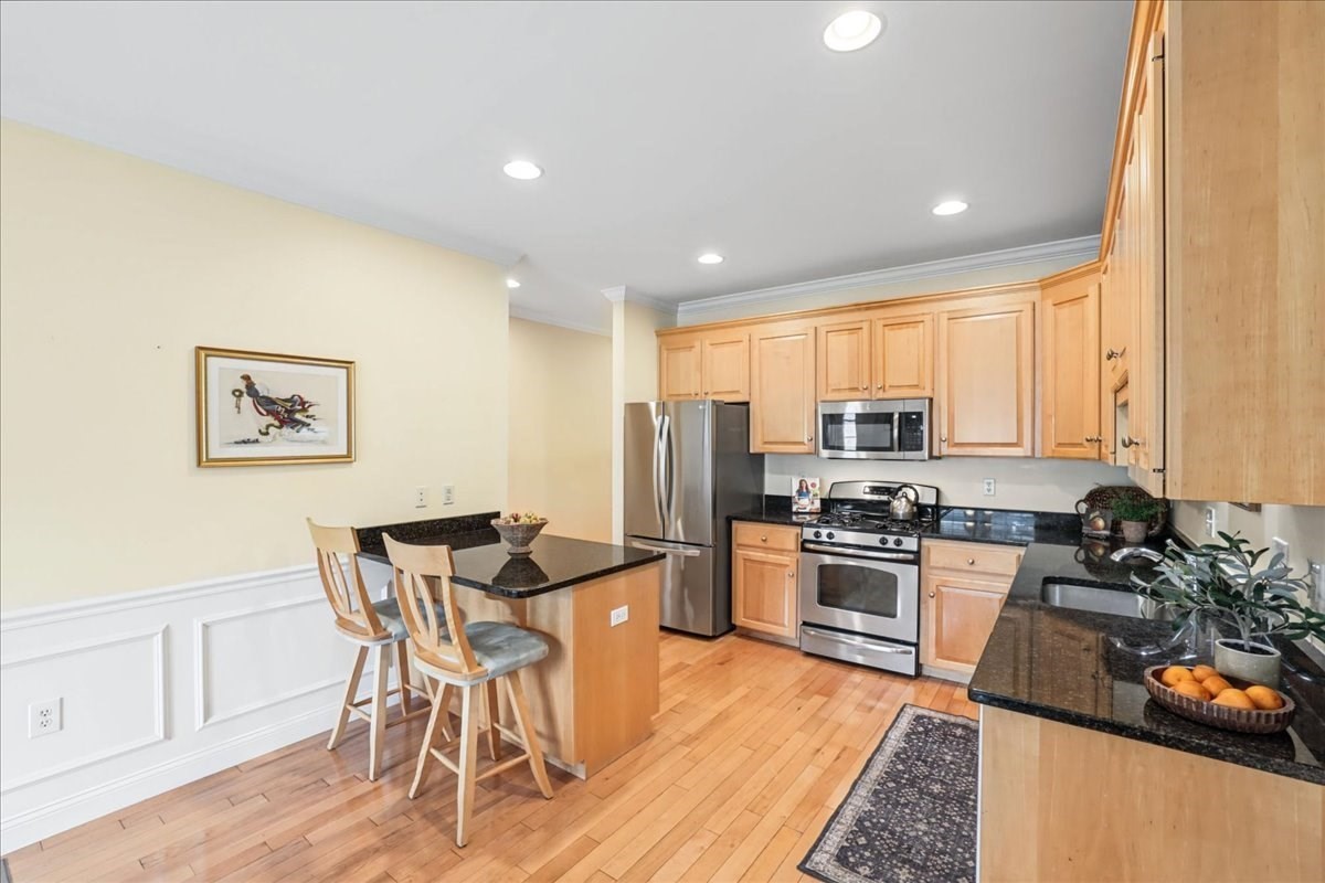 41 Meetinghouse Road Norfolk, MA 02056 - Photo 11 of 42 Gallery Image 11