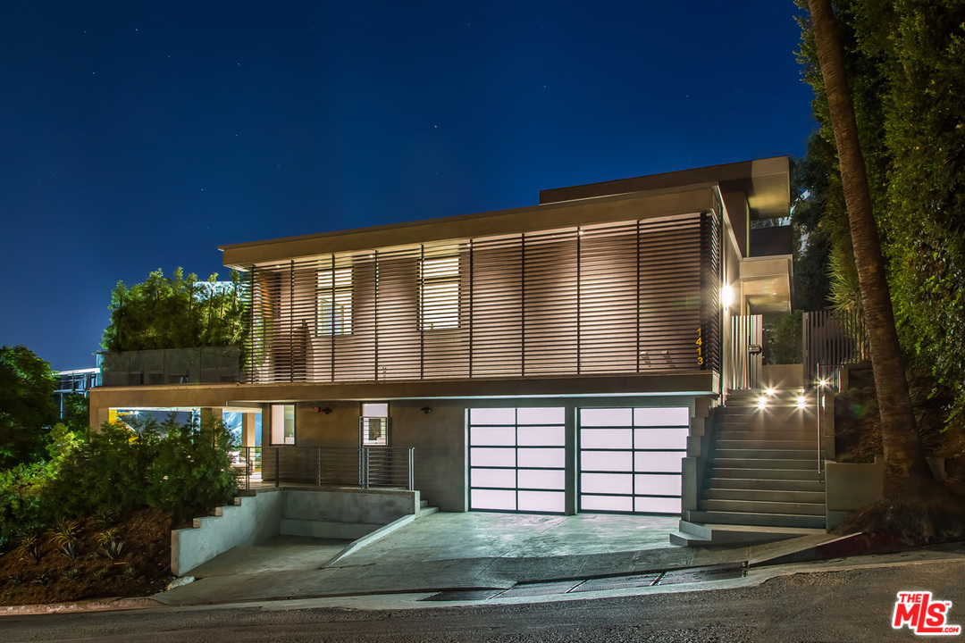 1413 Queens Road Los Angeles, CA 90069 - Photo 11 of 54