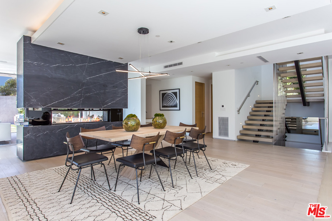 1413 Queens Road Los Angeles, CA 90069 - Photo 13 of 54